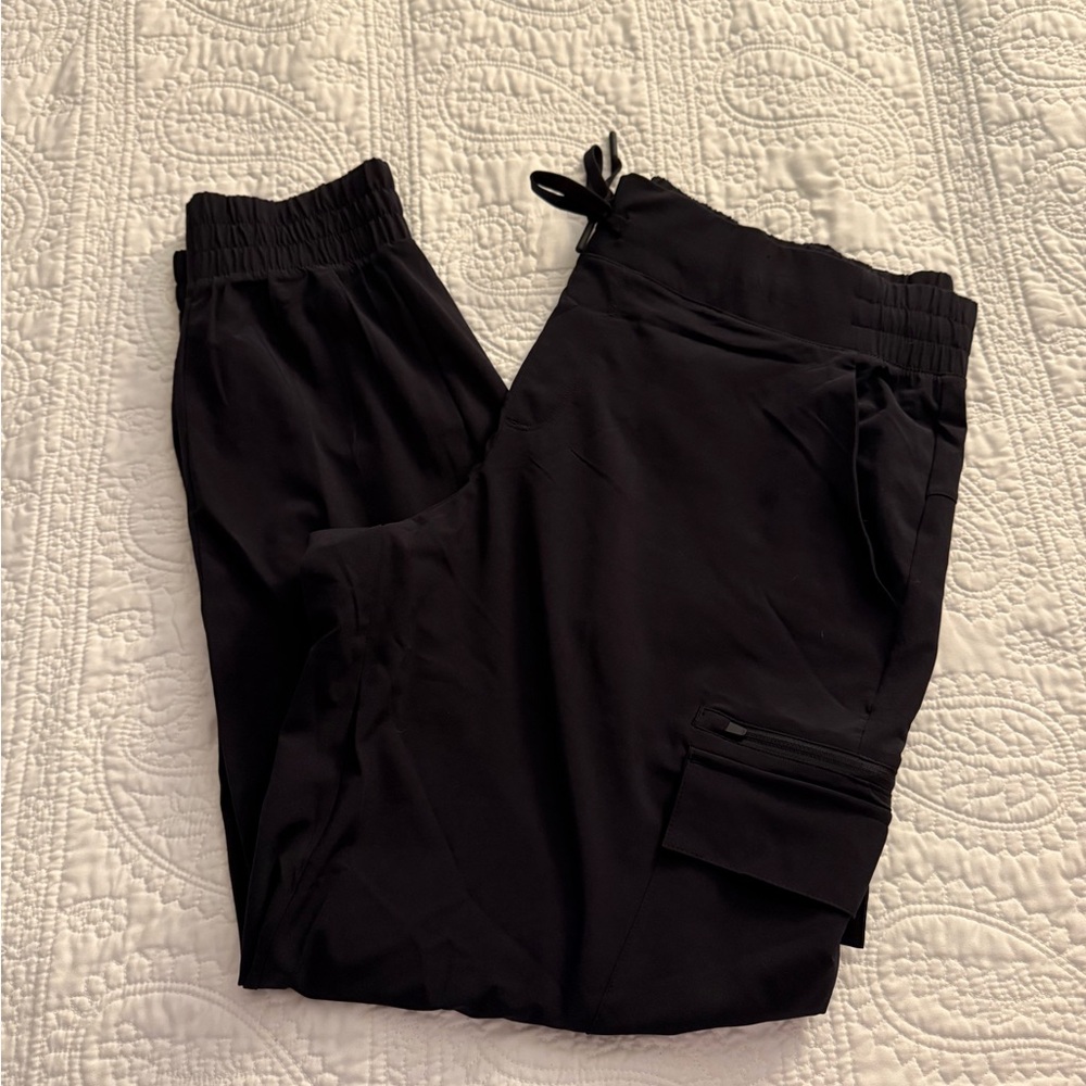 🛑SOLD🛑Black All in Motion Activewear Pants